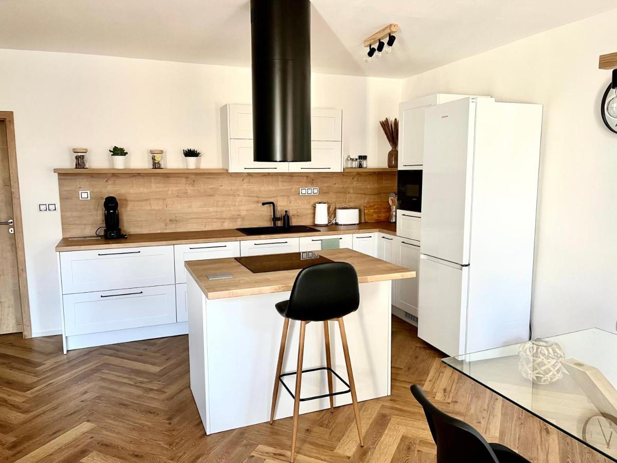 Apartman Elen Nove Mesto nad Metuji Ngoại thất bức ảnh