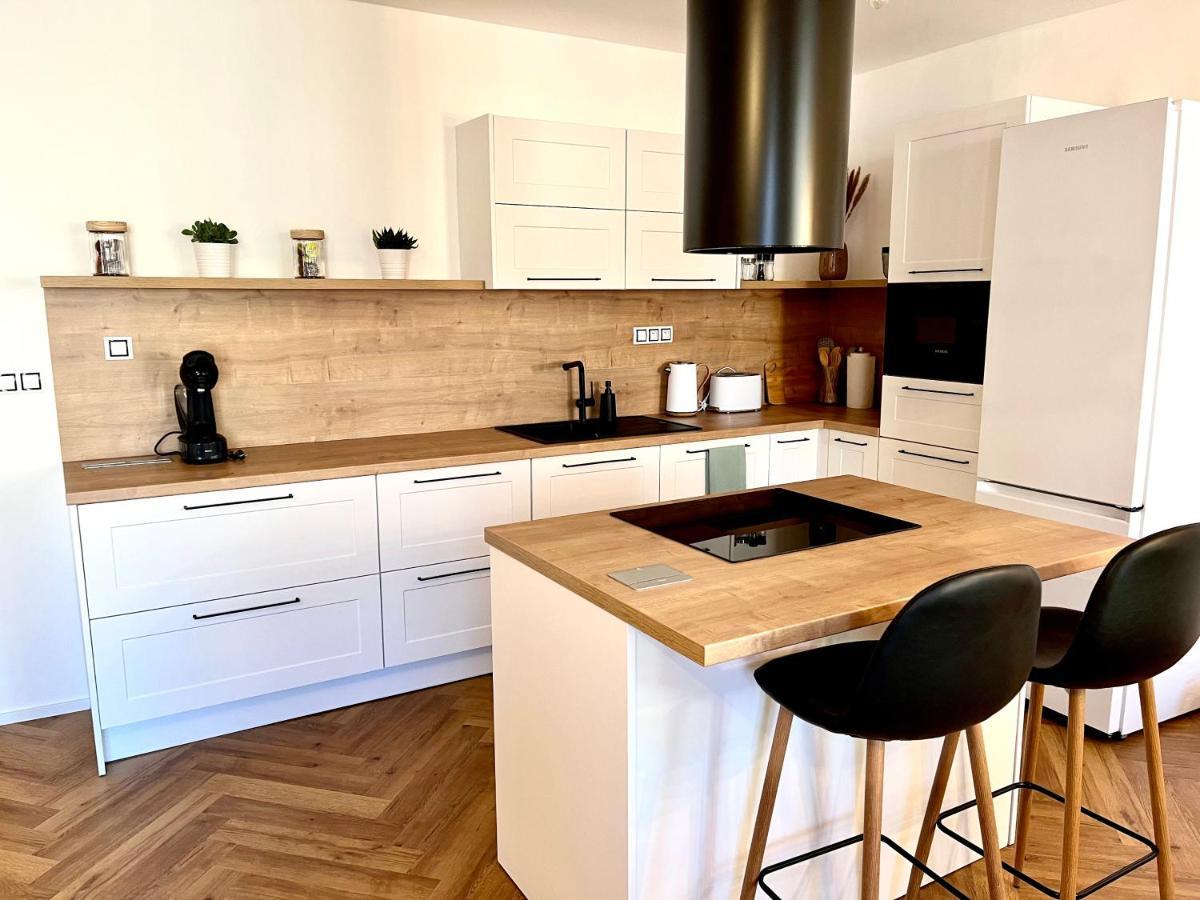 Apartman Elen Nove Mesto nad Metuji Ngoại thất bức ảnh