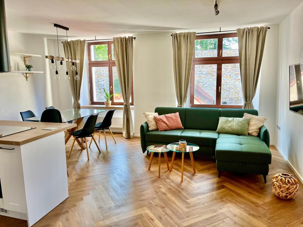 Apartman Elen Nove Mesto nad Metuji Ngoại thất bức ảnh